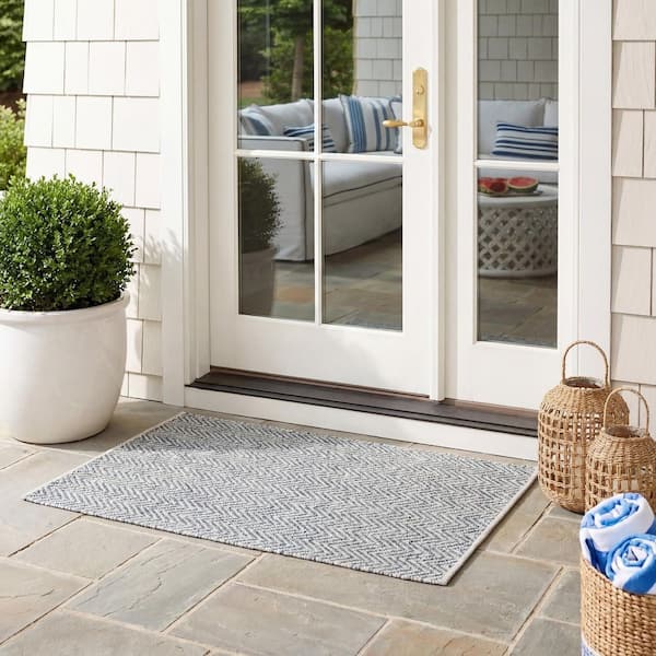Courtyard Gray/Navy Doormat 2 ft. x 4 ft. Chevron Indoor/Outdoor Patio Area Rug