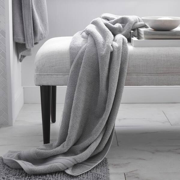 https://images.thdstatic.com/productImages/71745137-c50c-4a33-ba31-37d4d2713d79/svn/jute-the-company-store-bath-towels-59083-os-jute-a0_600.jpg