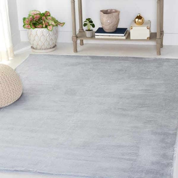 Faux Rabbit Fur Gray 6 ft. x 9 ft. Solid Flokati Area Rug