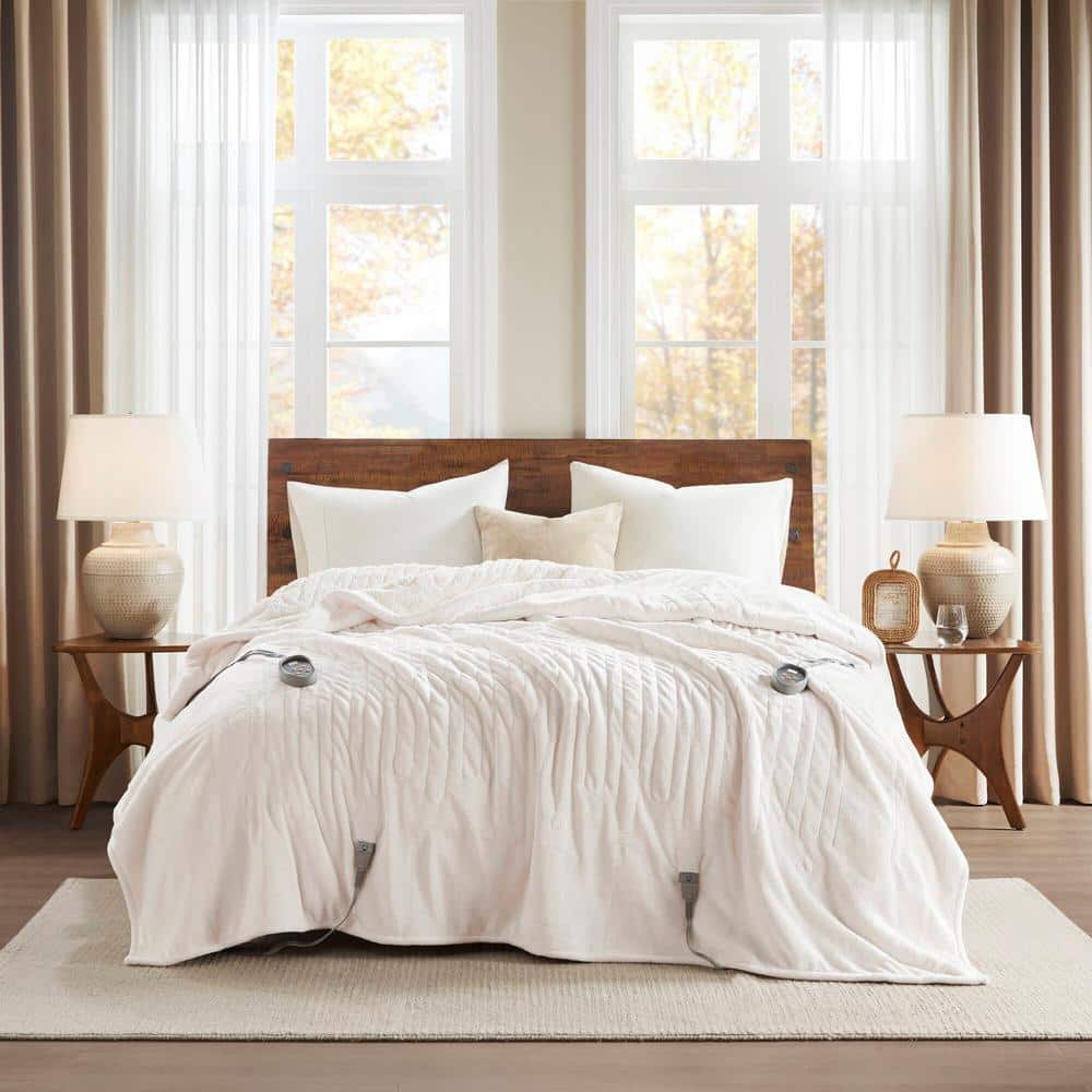 Twin Ivory Knitted Reversible Heated Blanket