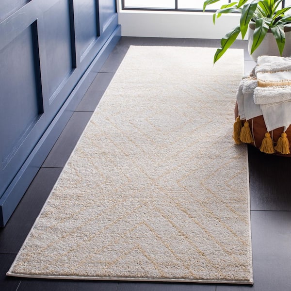 Adirondack 3 ft. x 8 ft. Ivory/Gold Arrow Runner Rug