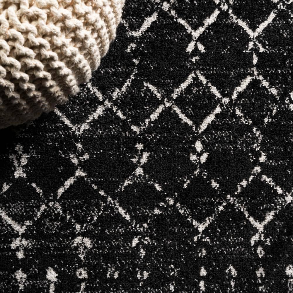Ivory & Black Trellis Synthetic Easy-Care Rectangular Rug