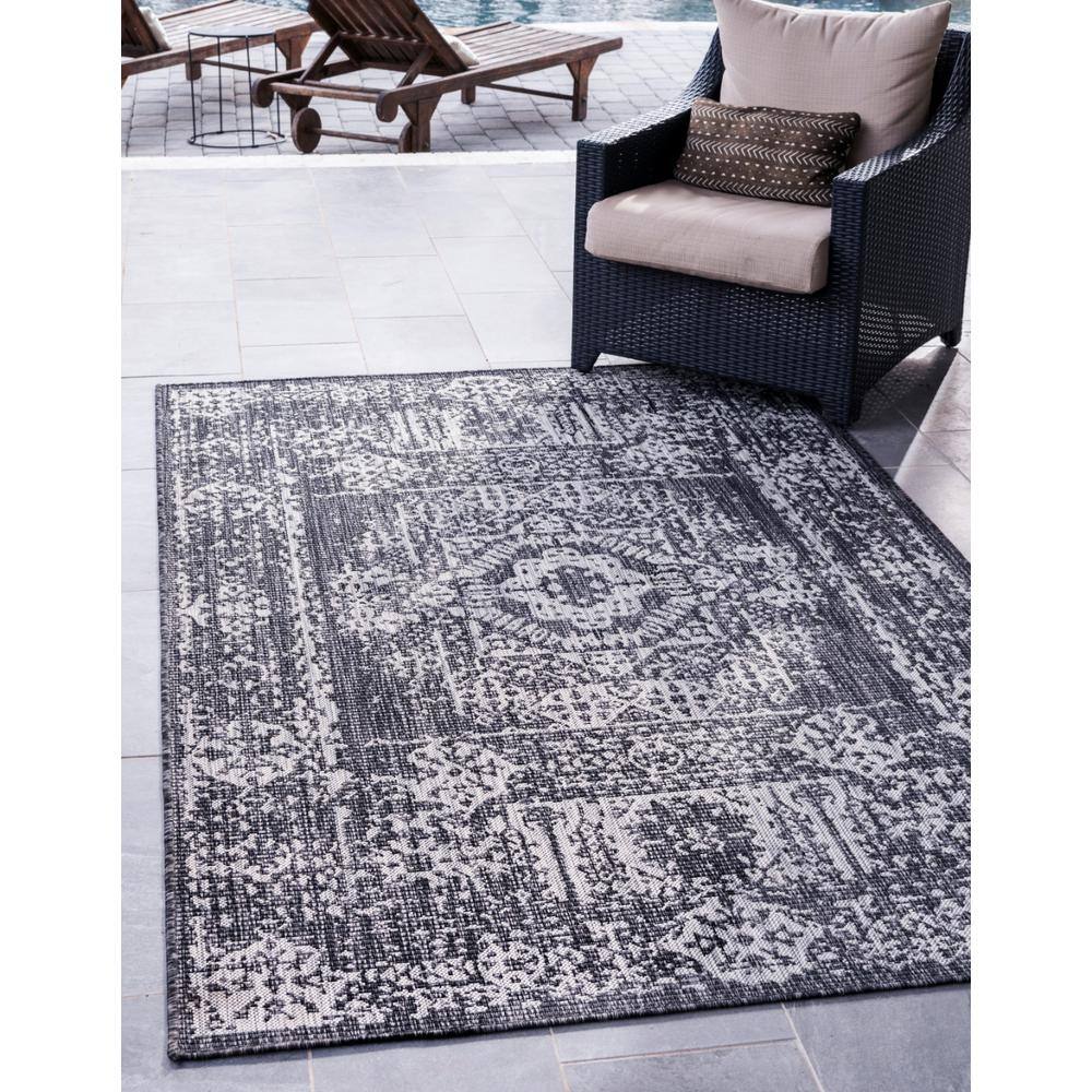 Charcoal Gray Flat Woven Synthetic 5' x 8' Outdoor Rug