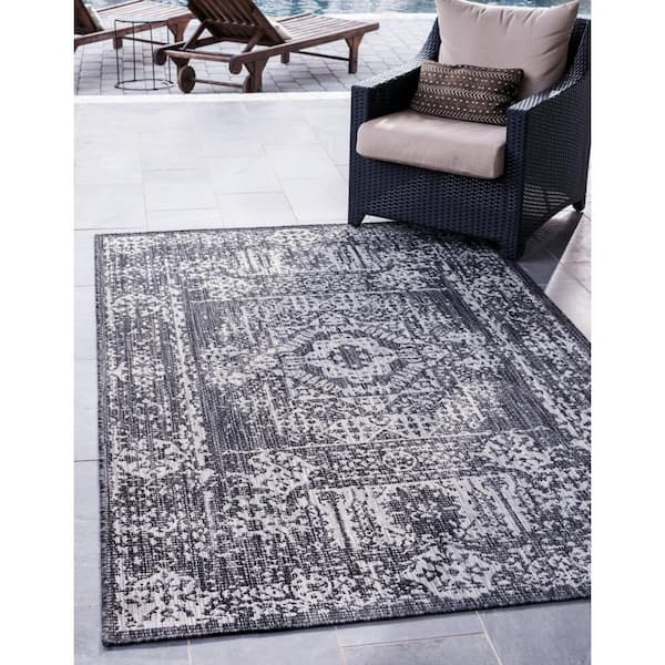Charcoal Timeworn Outdoor 4 ft. x 6 ft. Area Rug