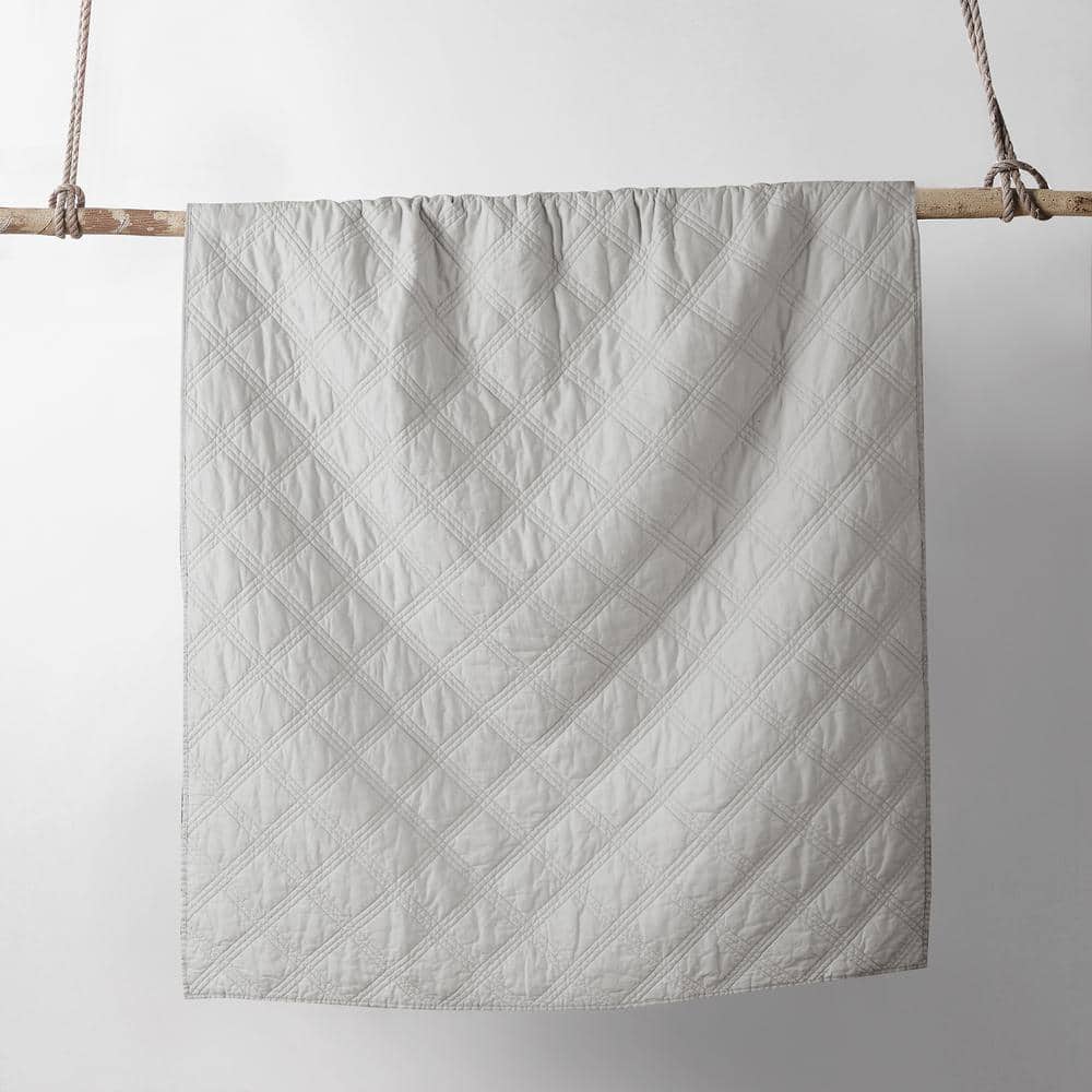 Chateau-Inspired Light Grey Linen & Cotton Quilted Throw