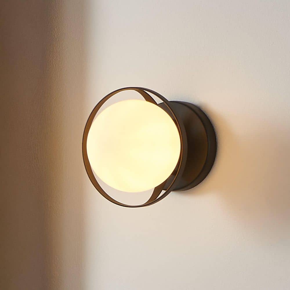 yページ Thesis Parker 6-in. 1-light Matte Black Vanity Light with Etched