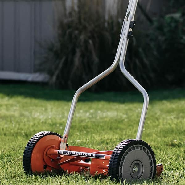 American Lawn Mower Company 14 in. 4-Blade Manual Walk Behind Reel Lawn  Mower 1204-14-21 - The Home Depot