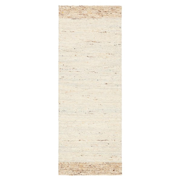 TOWN & COUNTRY LIVING Montana Border Beige 2.5 ft. x 7 ft. Handcrafted 100% Wool Runner Rug