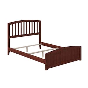 Richmond Full Traditional Bed with Matching Foot Board in Walnut