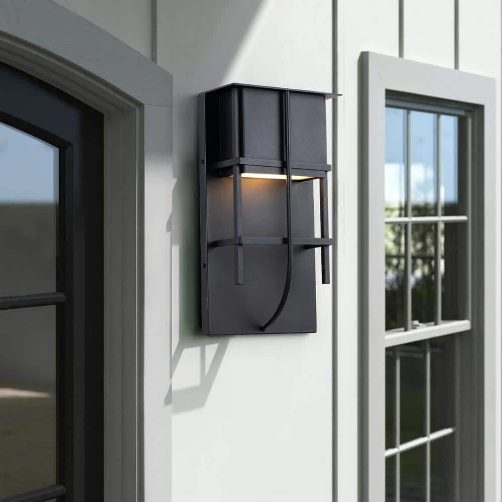EDISLIVE Barry Matte Black Linear Outdoor LED Wall Light 3000K ...