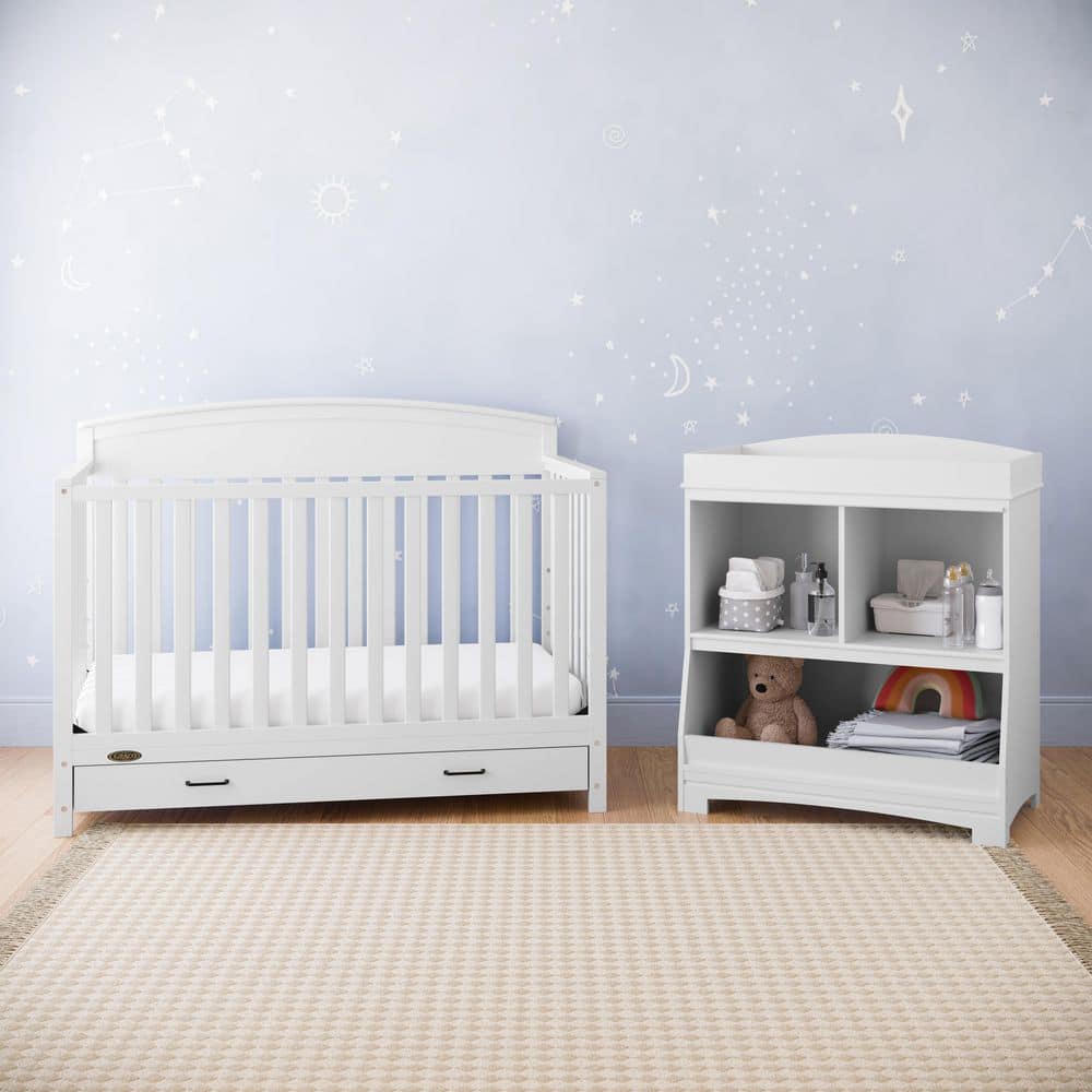 White Pine 5-in-1 Convertible Crib with Drawer