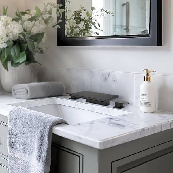 8 in. Widespread Double Handle Bathroom Faucet in Black