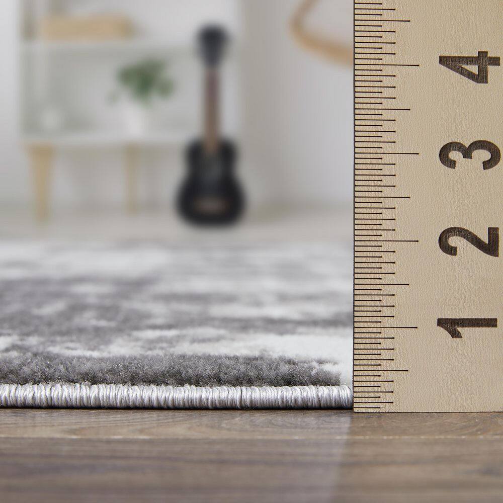 Gray Abstract 9' x 12' Stain-Resistant Synthetic Area Rug