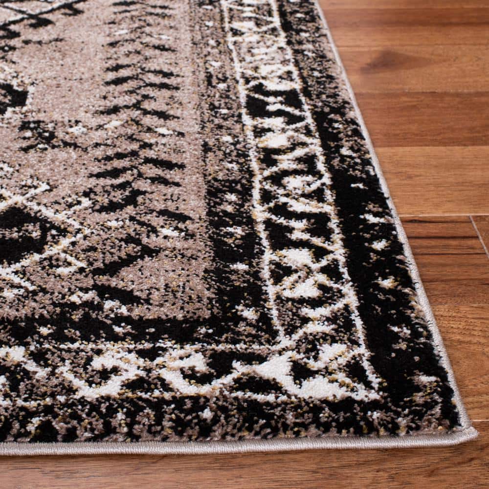 https://images.thdstatic.com/productImages/720c9808-91ad-4ccb-bef7-0d27633785c3/svn/brown-black-safavieh-area-rugs-vth293t-28-31_1000.jpg