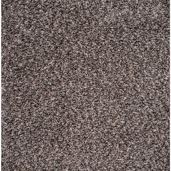 Elk Bay - Flyway - Gray Residential 18 x 18 in. Peel and Stick Carpet Tile Square (22.5 sq. ft.)