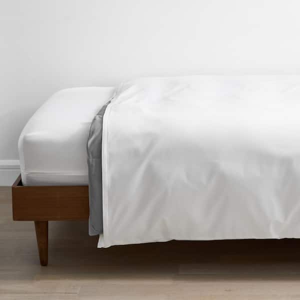 The Company Store Legends Hotel White Organic Cotton Sateen Twin Comforter Protector