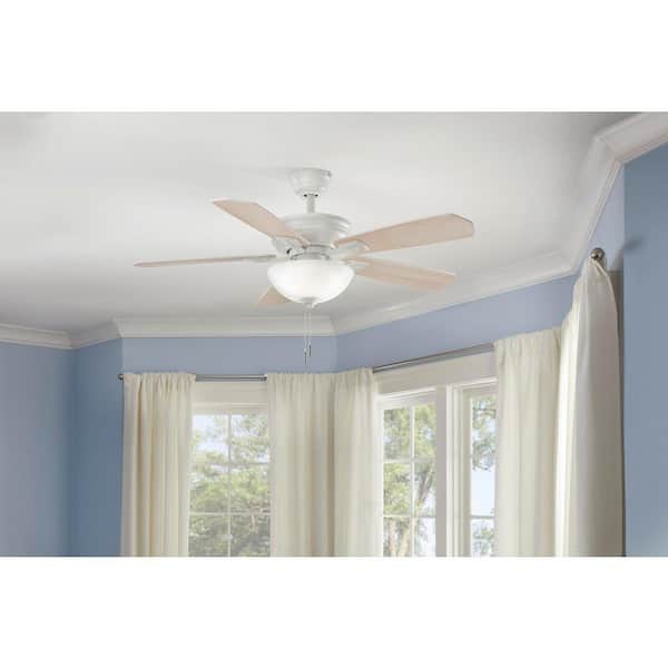 Hampton Bay Wellston II 44 in. Indoor LED Matte White Dry Rated Downrod Ceiling Fan with Light Kit and 5 Reversible Blades