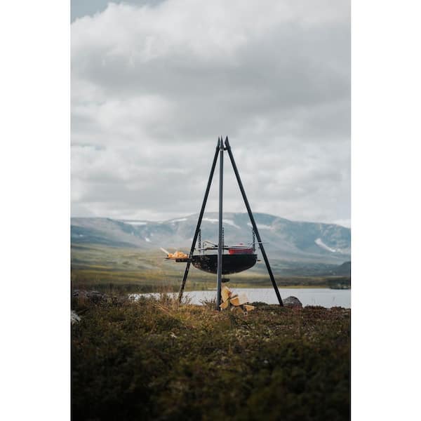 Scandinavian Tripod Campfire Pan 70, Outdoor Fireplace and Grill, Black Enameled Steel
