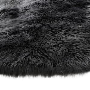 ''Cozy Collection'' 5x7 Ultra Soft Gray Fluffy Faux Fur Sheepskin Area Rug