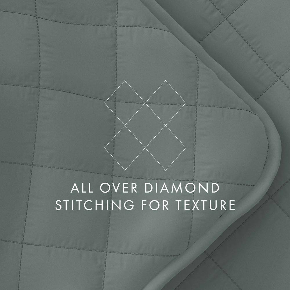 Eucalyptus King Reversible Microfiber Quilt Set with Shams