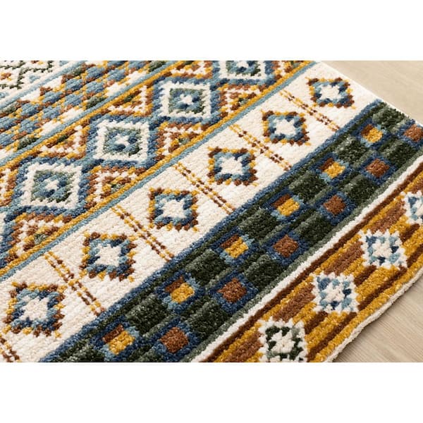 Solvyn Collections 5 ft. x 8 ft. Beige Tribal/Southwestern Indoor Area Rug