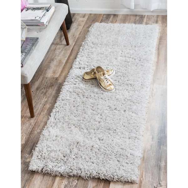 Shag Silver Screen 2 ft. x 6 ft. Runner Rug