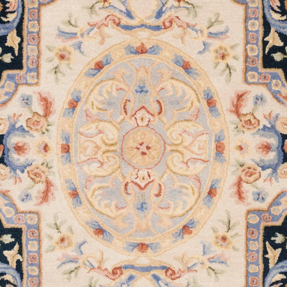Ivory and Navy Hand-Tufted Wool Rectangular Area Rug, 4' x 6'