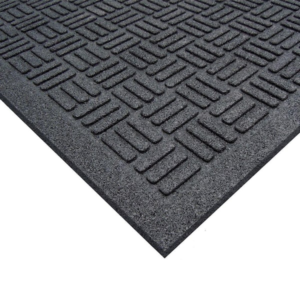 https://images.thdstatic.com/productImages/7253896a-9e2f-4815-ab09-93fda8faa5ce/svn/black-trafficmaster-commercial-floor-mats-60-060-9501-4000600-c3_600.jpg