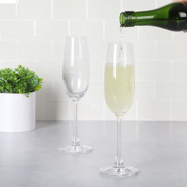 Everyday Viviana 4 Piece 7.3 Ounce Fluted Glass Set in Clear