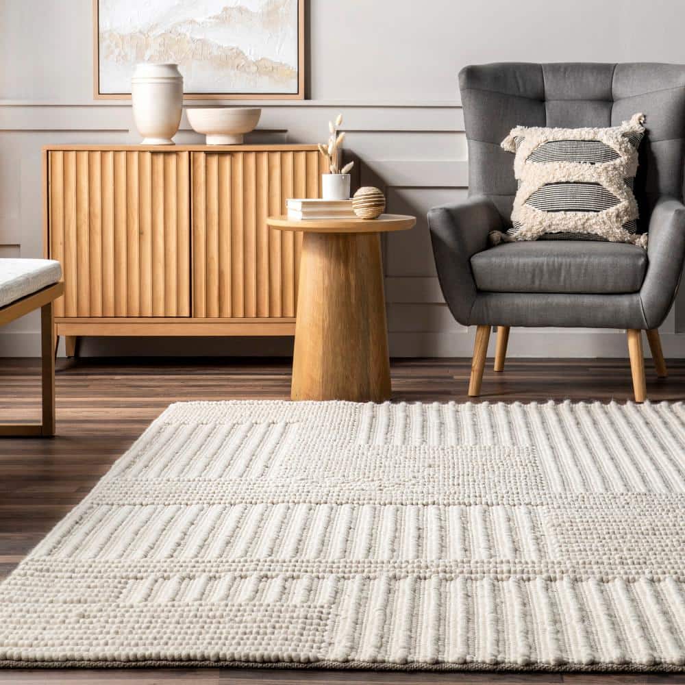 Ivory High-Low Striped Wool and Cotton 4' x 6' Area Rug