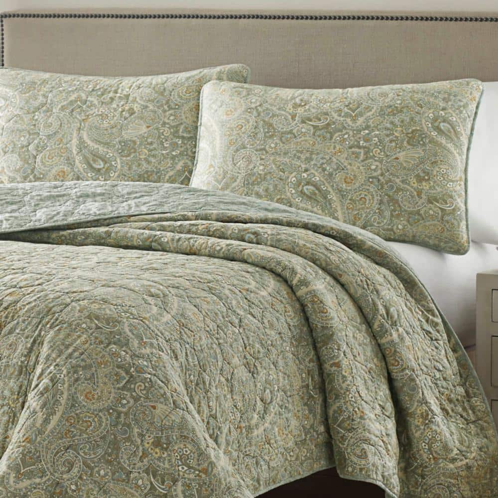 Emilia Sage Green Cotton Reversible Full Quilt Set