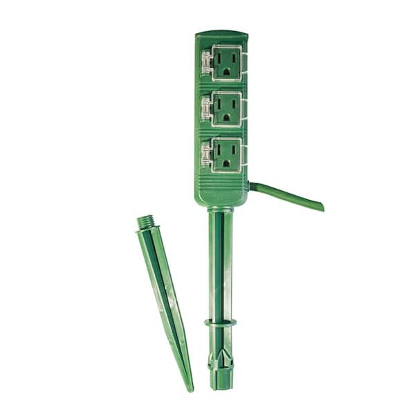 GoGreen Power 18 ft. 18/2 3-Outlet Outdoor Power Stake, Green