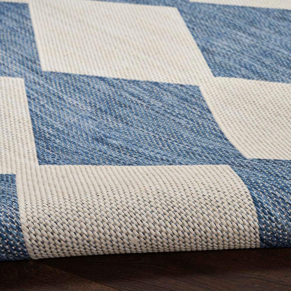 Navy Blue Diamond Pattern 6' x 9' Outdoor Rug
