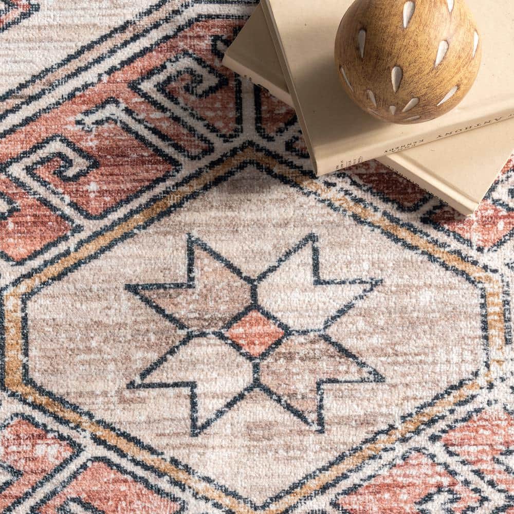 Mae Peach and Ivory Tribal Motif Machine Washable 3' x 5' Area Rug