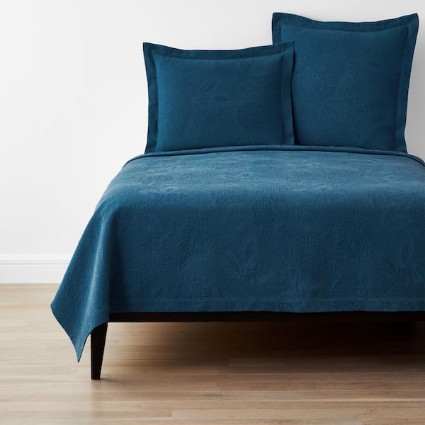 The Company Store Putnam Matelasse Midnight Blue Cotton Queen Coverlet