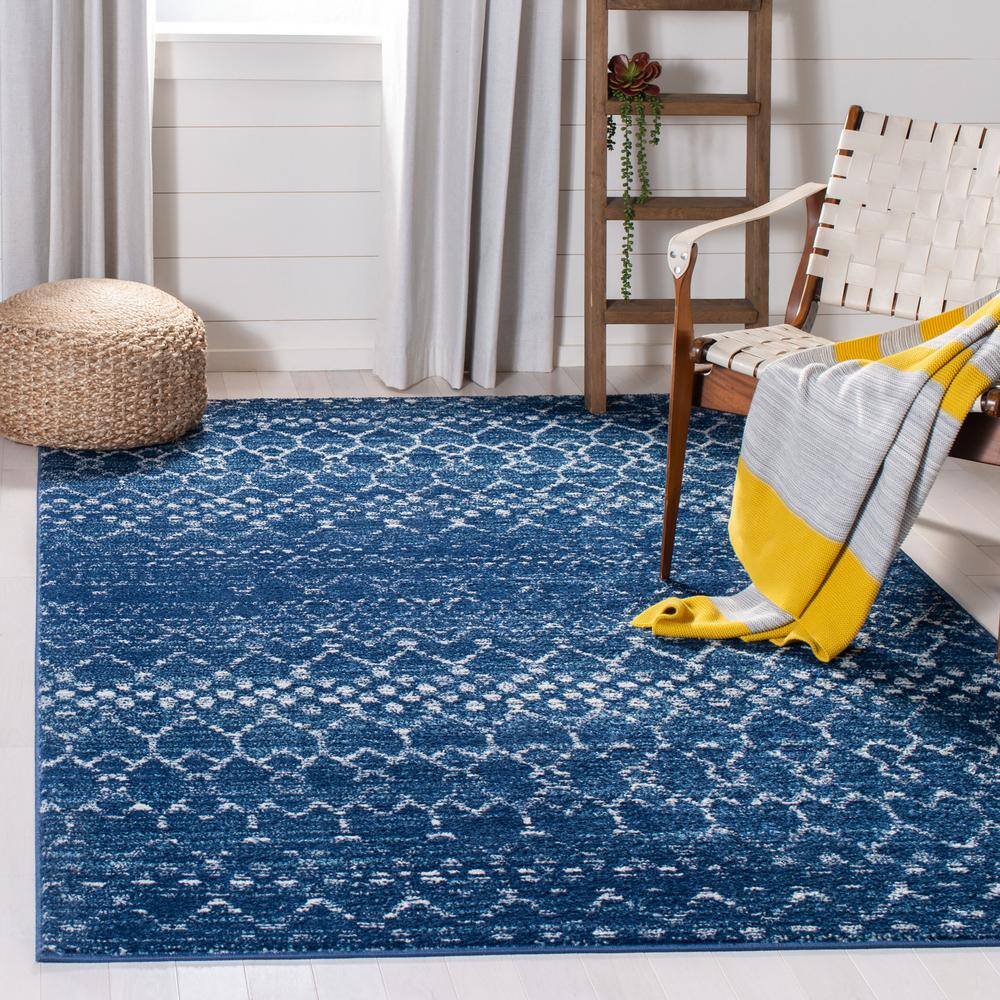 Tulum Blue and Ivory 8' x 10' Geometric Synthetic Area Rug