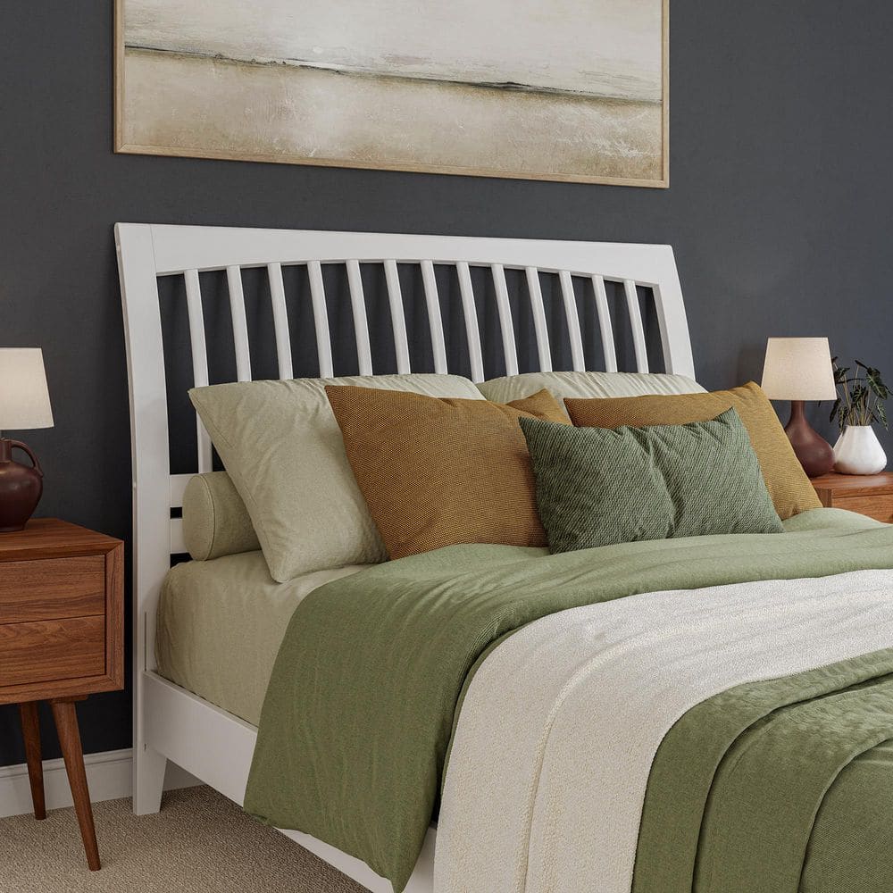 Orleans White Solid Wood Queen Sleigh Platform Bed with Slatted Headboard