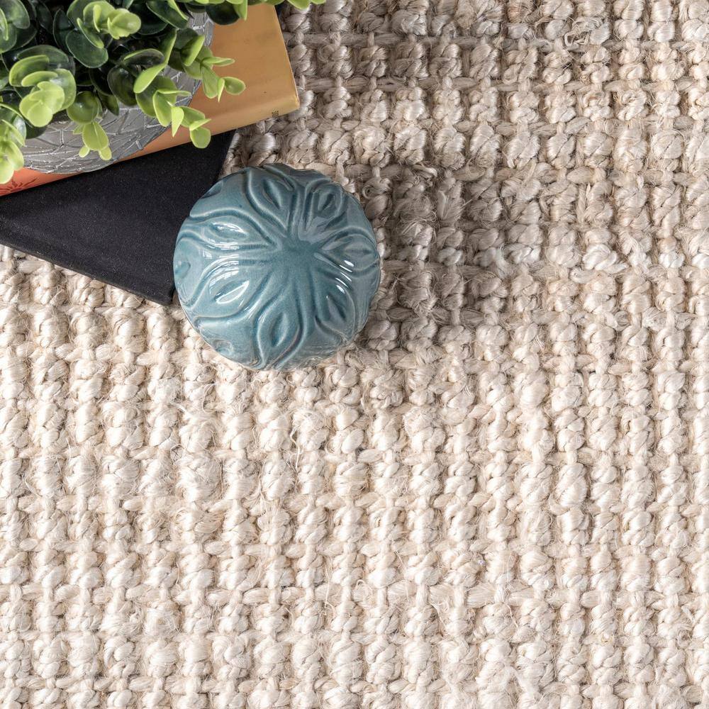 Off White Rectangular Handmade Wool Area Rug 6' x 9'