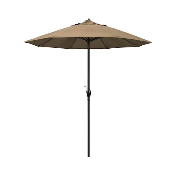 California Umbrella 7.5 ft. Bronze Aluminum Market Auto-Tilt Crank Lift Patio Umbrella in Heather Beige Sunbrella