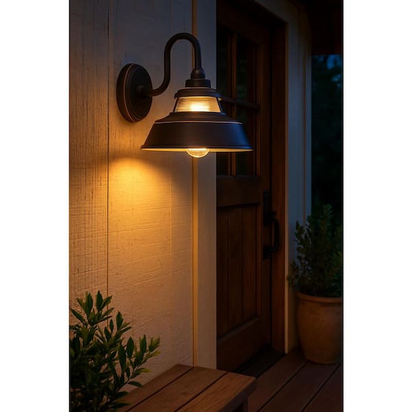 HINKLEY Hinkley Troyer Medium Outdoor Wall Mount Lantern Light, Oil Rubbed Bronze
