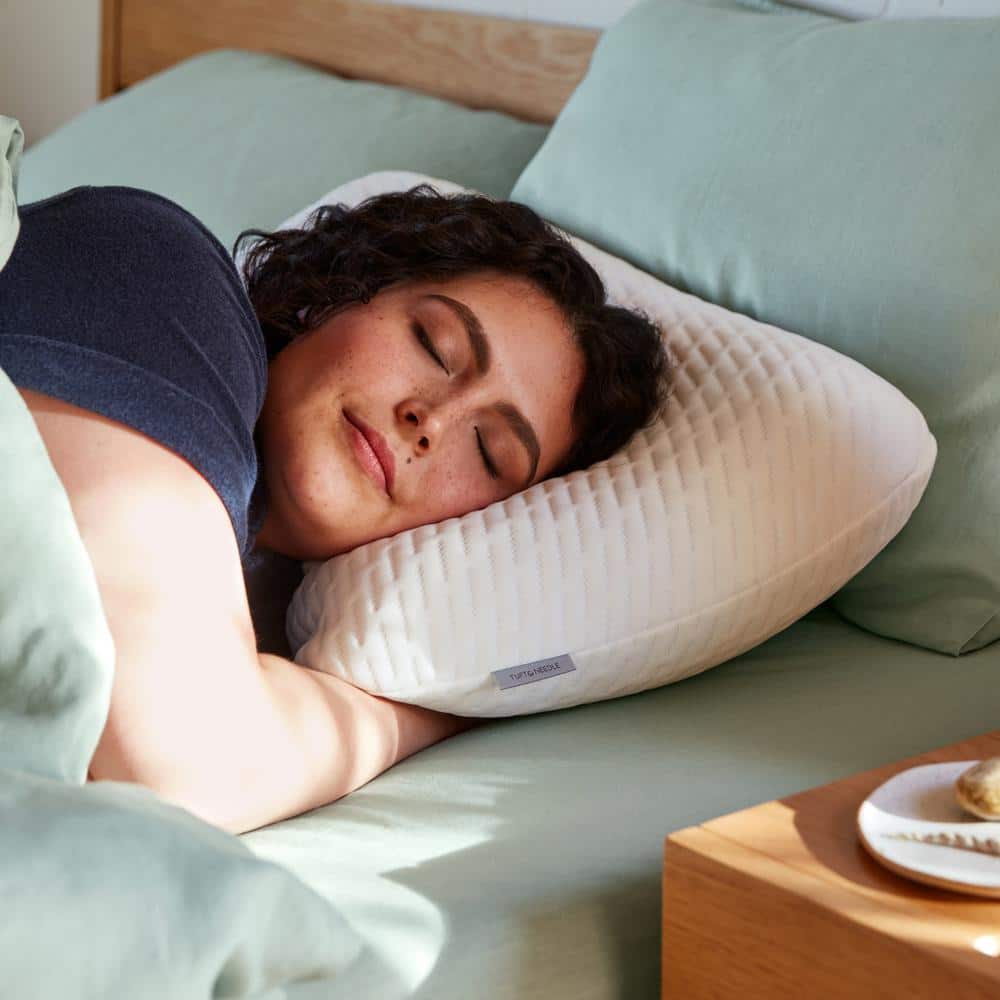 White Hypoallergenic Memory Foam Pillow with Cooling Gel