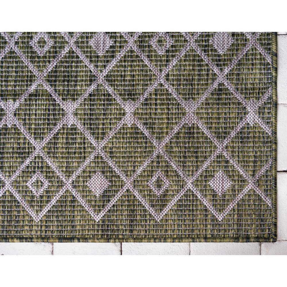 Easy-Care Green Trellis 6' x 9' Outdoor Synthetic Rug