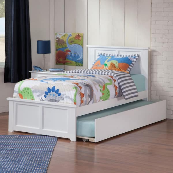 Madison Twin Platform Bed with Matching Foot Board with Twin-Size Urban Trundle Bed in White