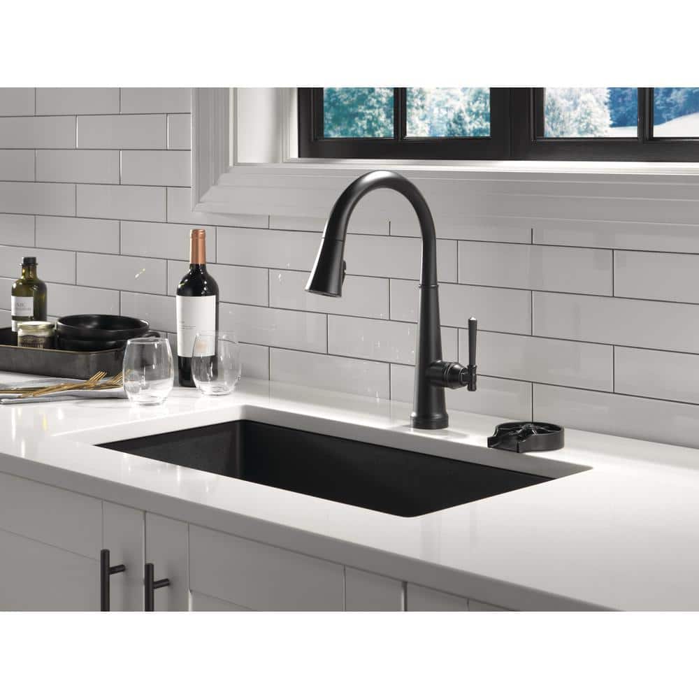 Matte Black Stainless Steel Glass Rinser with Pull-out Spray