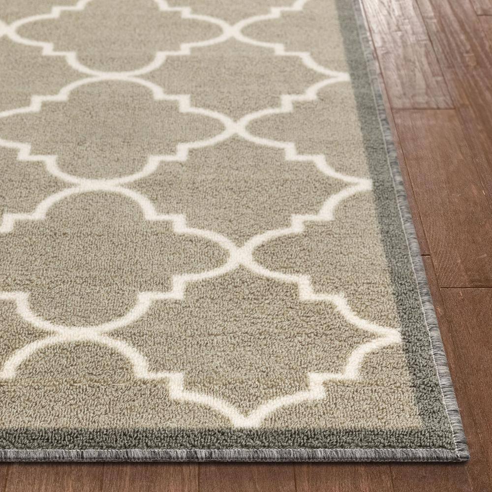 Gray and White Synthetic Trellis 2' x 7' Runner Rug