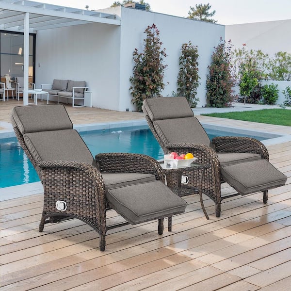 moosprr Modern Brown 3-Piece Wicker Outdoor Chaise Lounge with Gray Cushions and Adjustable Recline Functions/Side Table