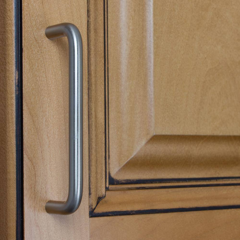 Stainless Steel Modern Bar Pull with Mounting Hardware