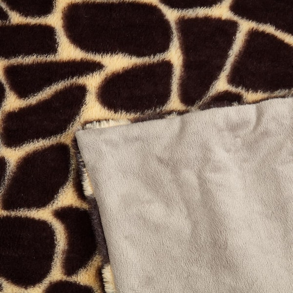 Giraffe Selfie Plush Fleece Throw Blanket - Ultra-Soft, Warm, Cozy, 50 x  60