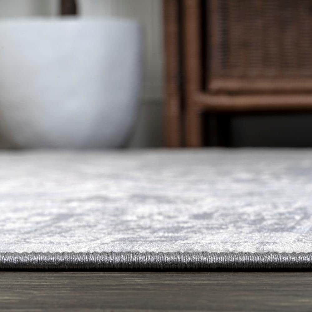 Elegant 8' Gray Square Synthetic Reversible Area Rug