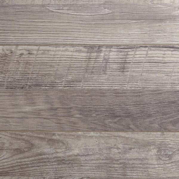 Home Decorators Collection EIR Royal Victorian Oak 12 mm Thick x 7.56 in. Wide x 47.72 in. Length Laminate Flooring (1002 sq. ft. / pallet)